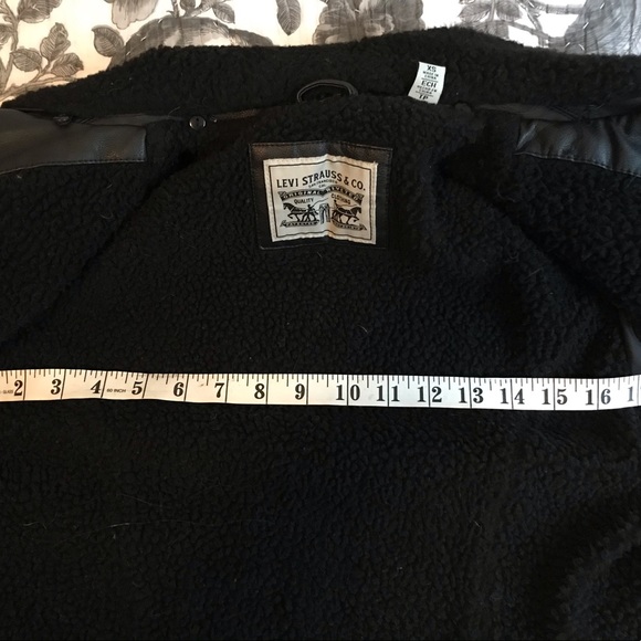 Levi’s shearling and faux leather jacket - Picture 14 of 16